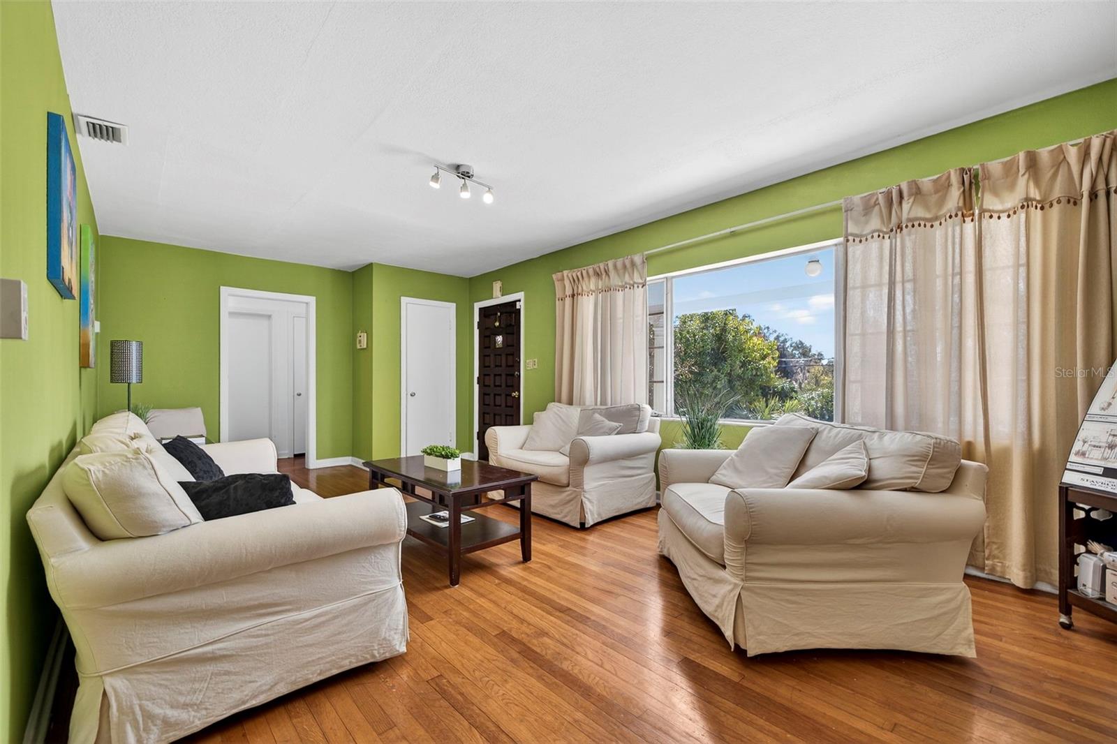 SUNSET HILLS - Residential