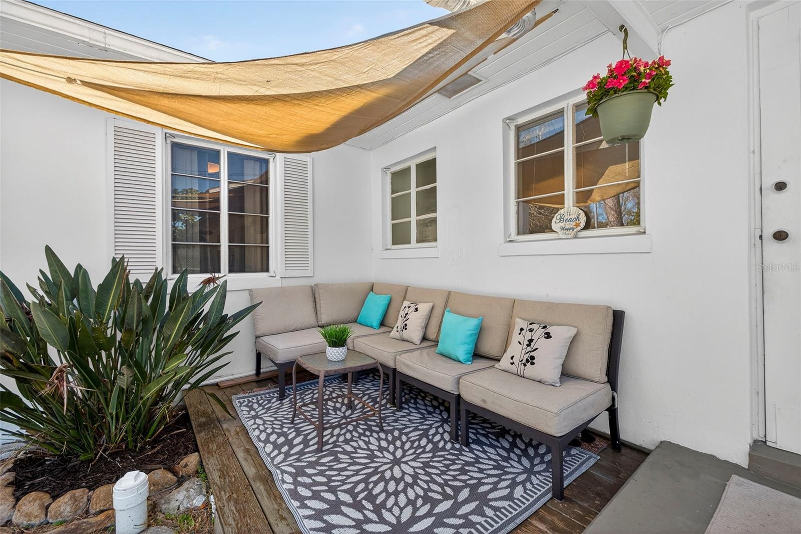 SUNSET HILLS - Residential