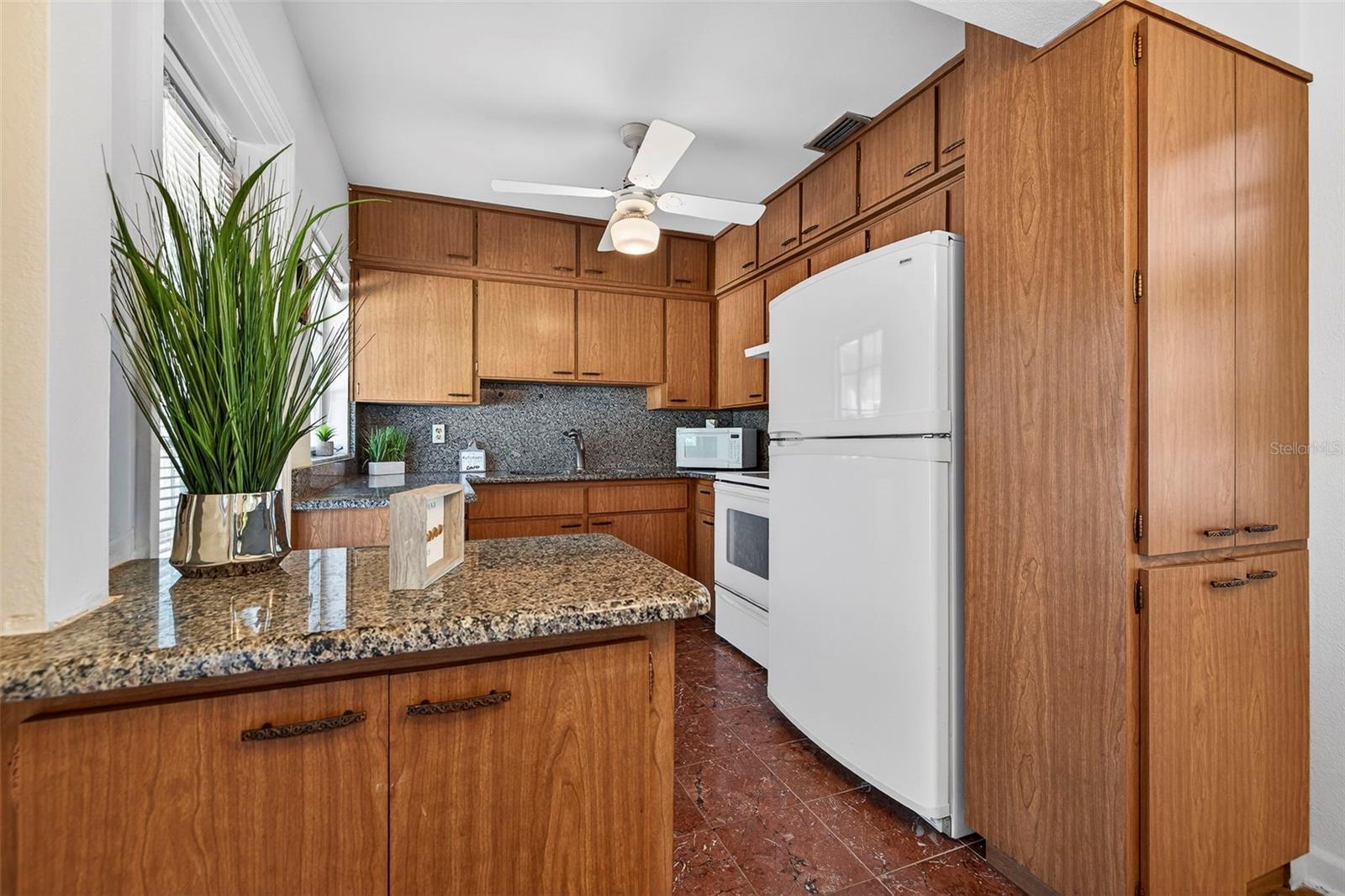 SUNSET HILLS - Residential