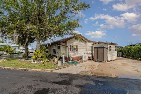 A home in SAINT CLOUD