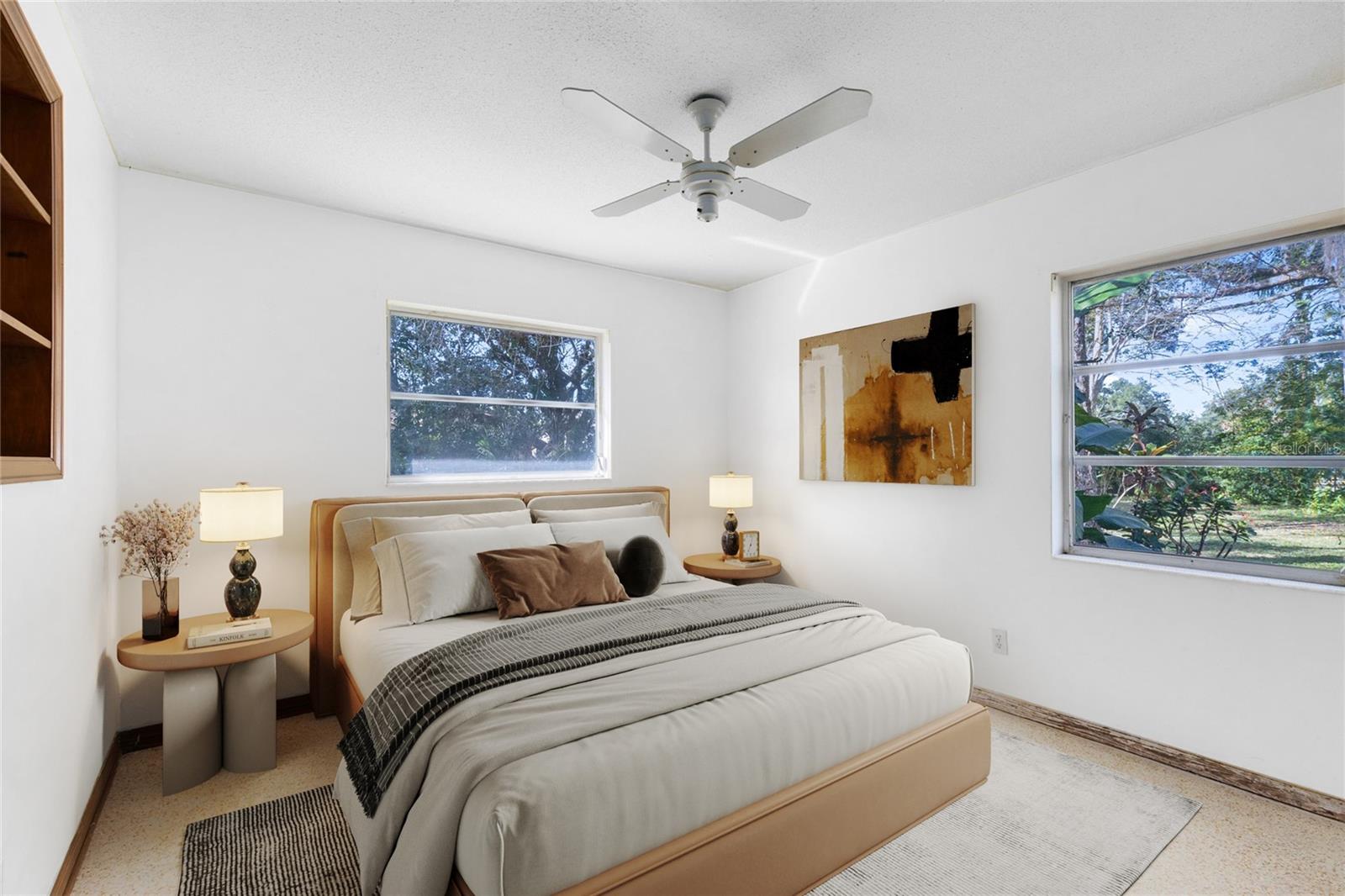 LYNNWOOD SHORES - Residential