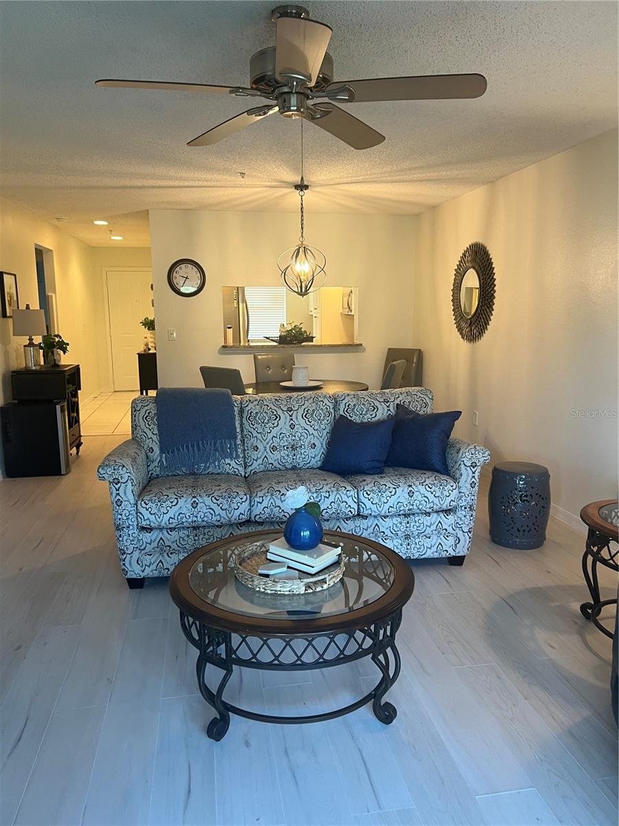 TERRACES 1 OF TARA - Residential Lease