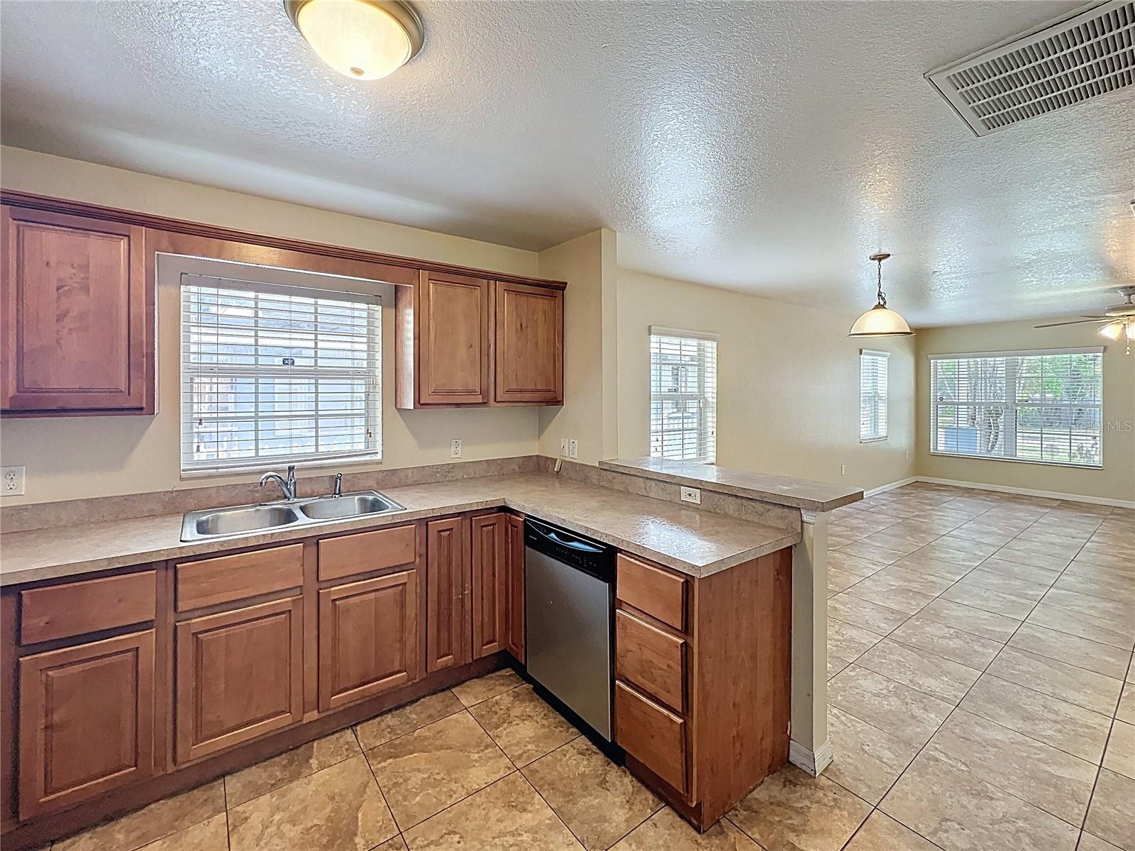 RICHLAWN SUB - Residential