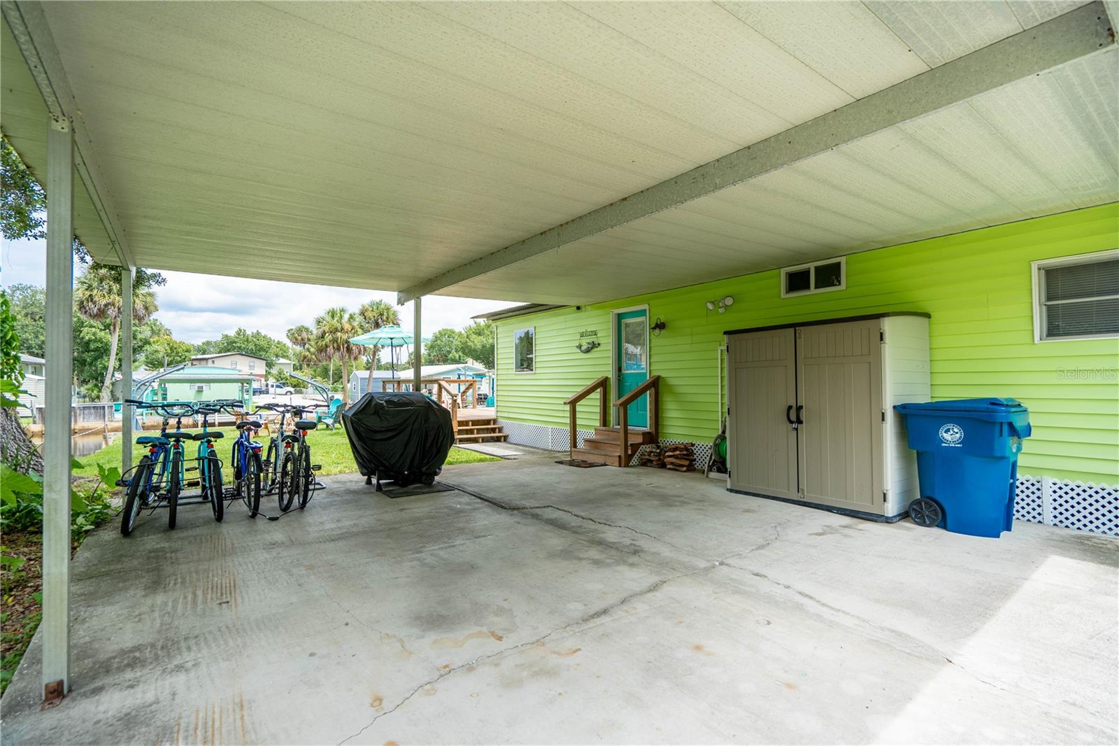PALM GROVE COLONY - Residential
