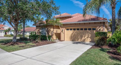 A home in NORTH PORT