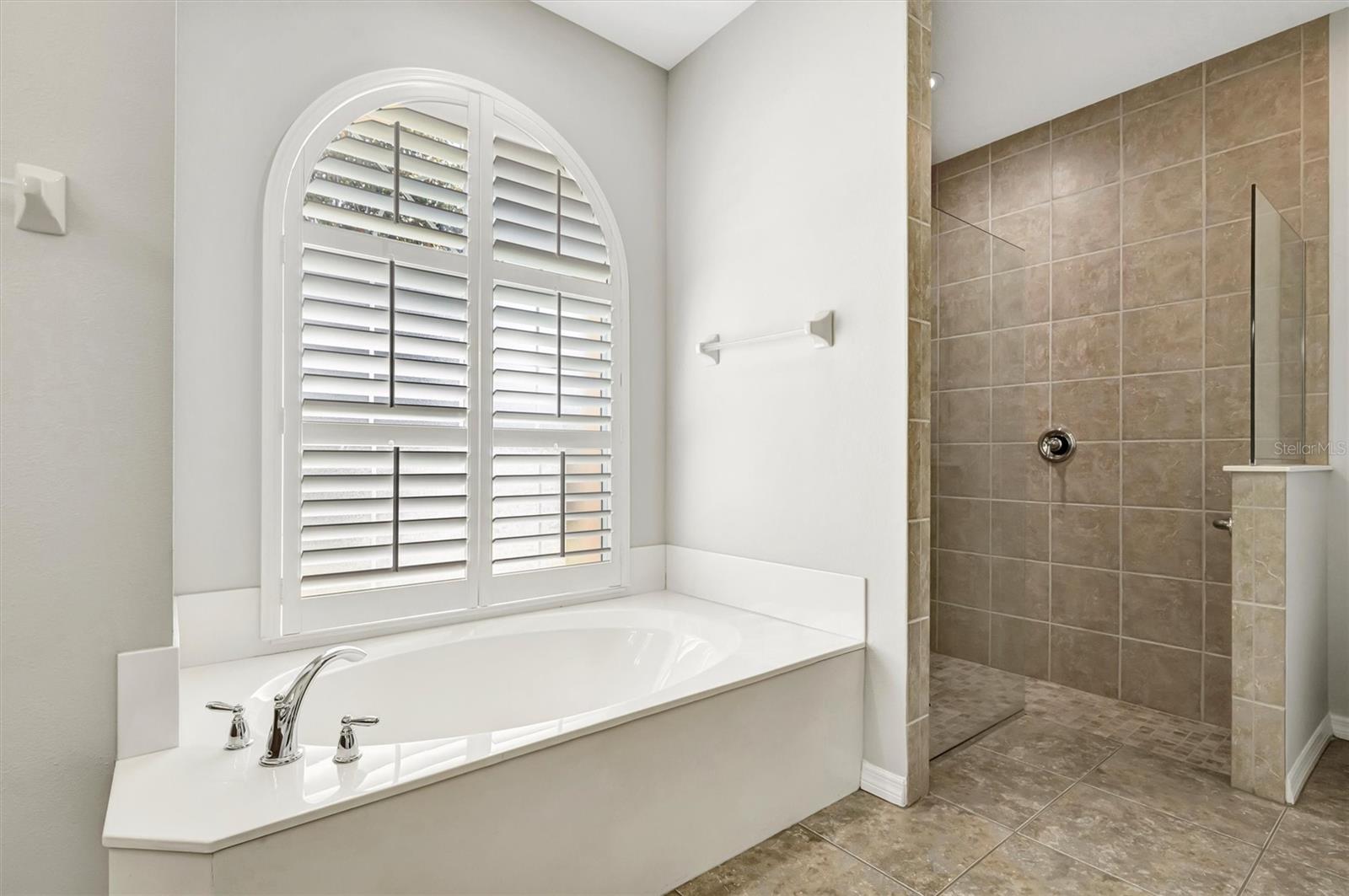 SUGAR MILL LAKES PH II & III - Residential