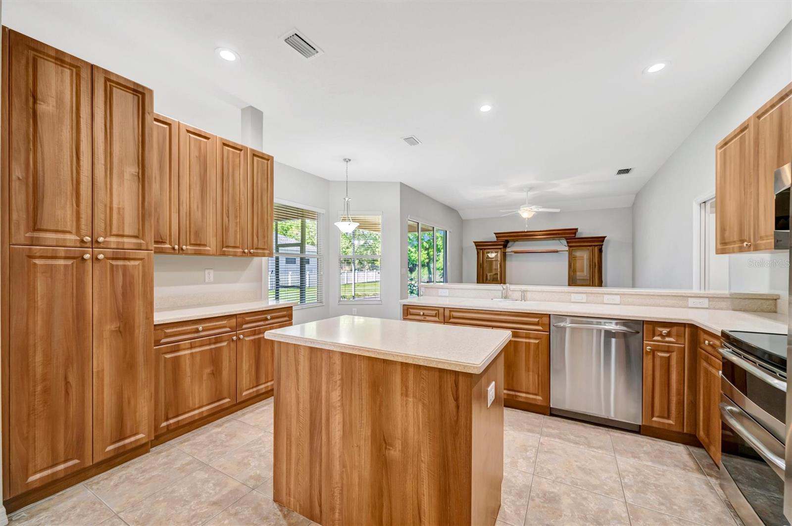 SUGAR MILL LAKES PH II & III - Residential