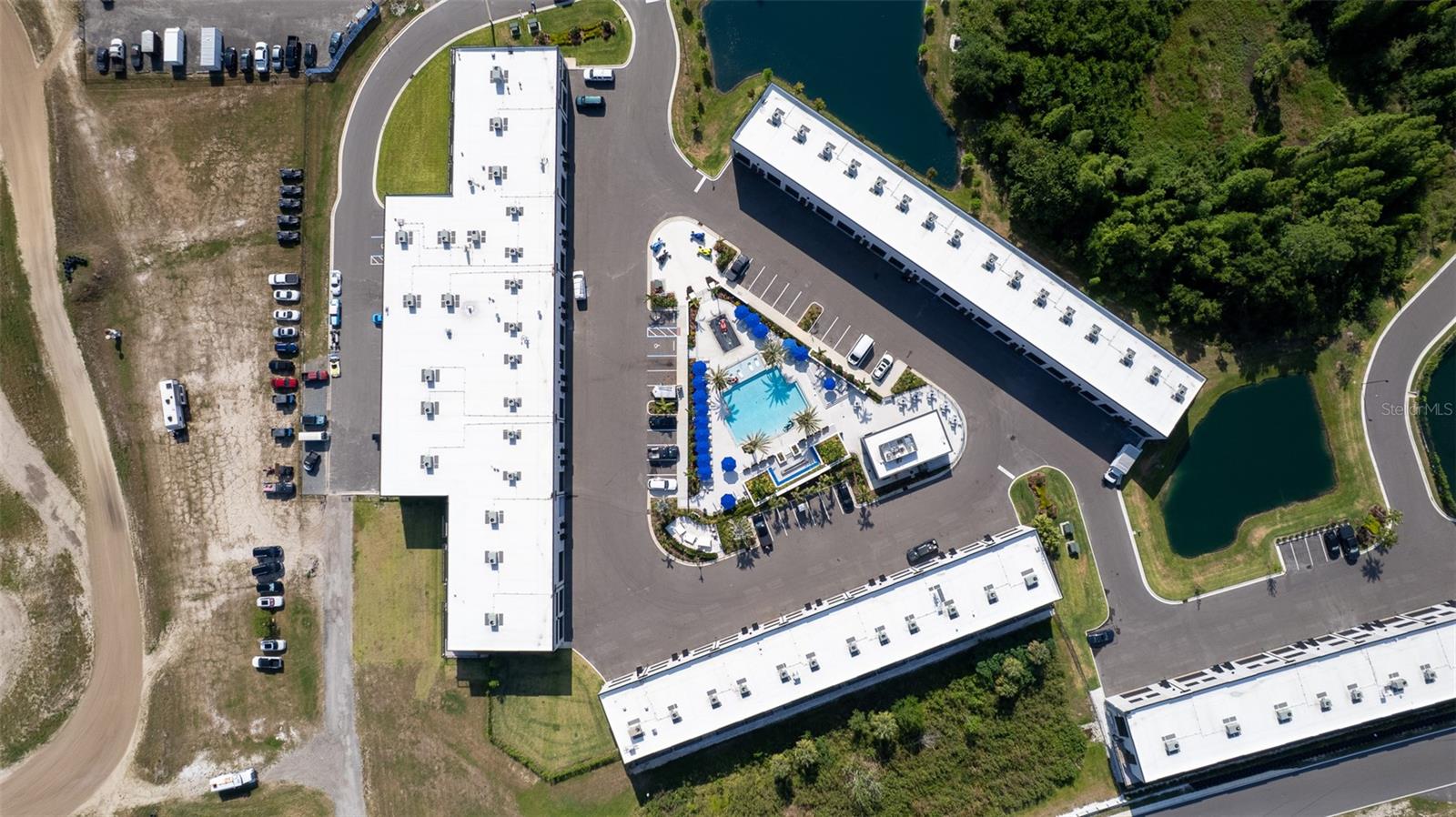 MOTOR ENCLAVE - Residential