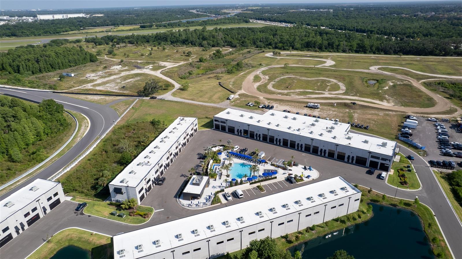 MOTOR ENCLAVE - Residential