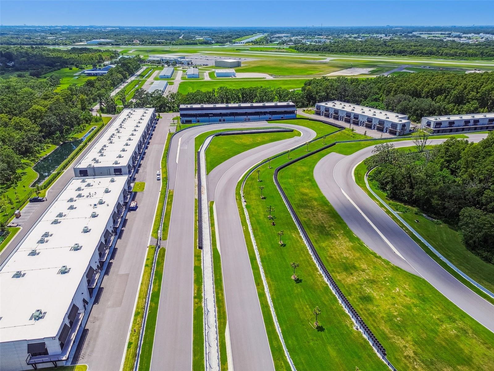 MOTOR ENCLAVE - Residential