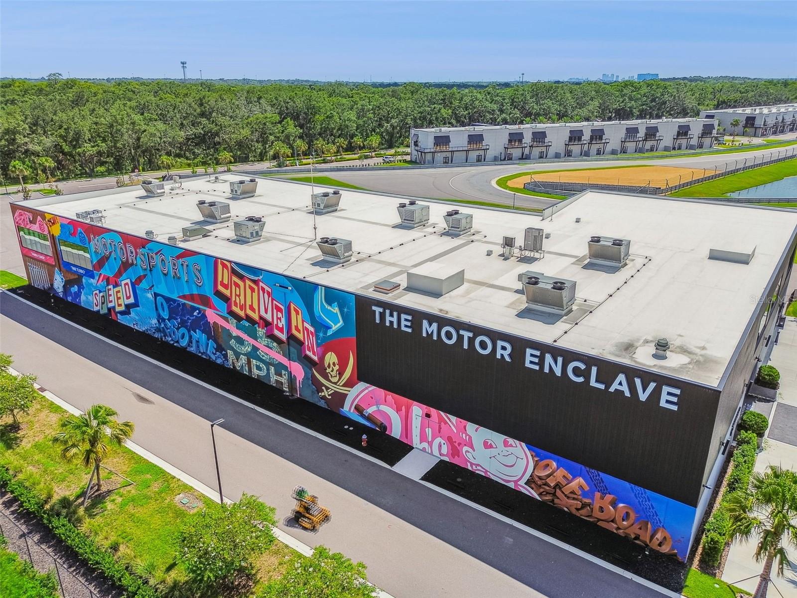 MOTOR ENCLAVE - Residential