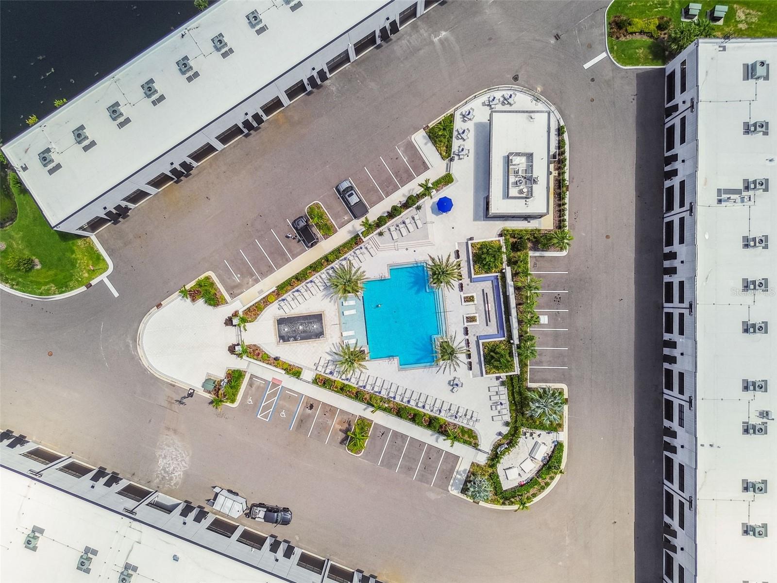 MOTOR ENCLAVE - Residential