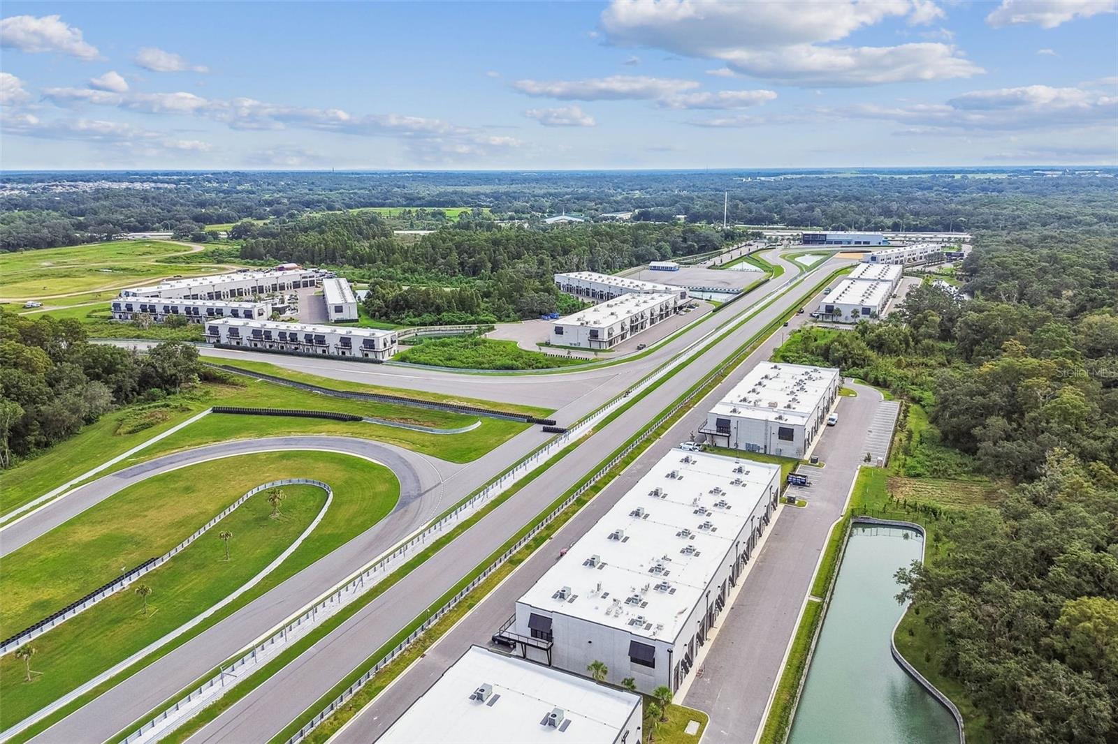 MOTOR ENCLAVE - Residential