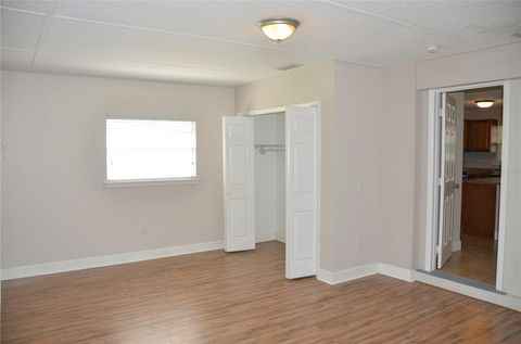 Tiny photo for 1602 Lancaster Avenue, Leesburg, FL 34748 (MLS # O6369594)