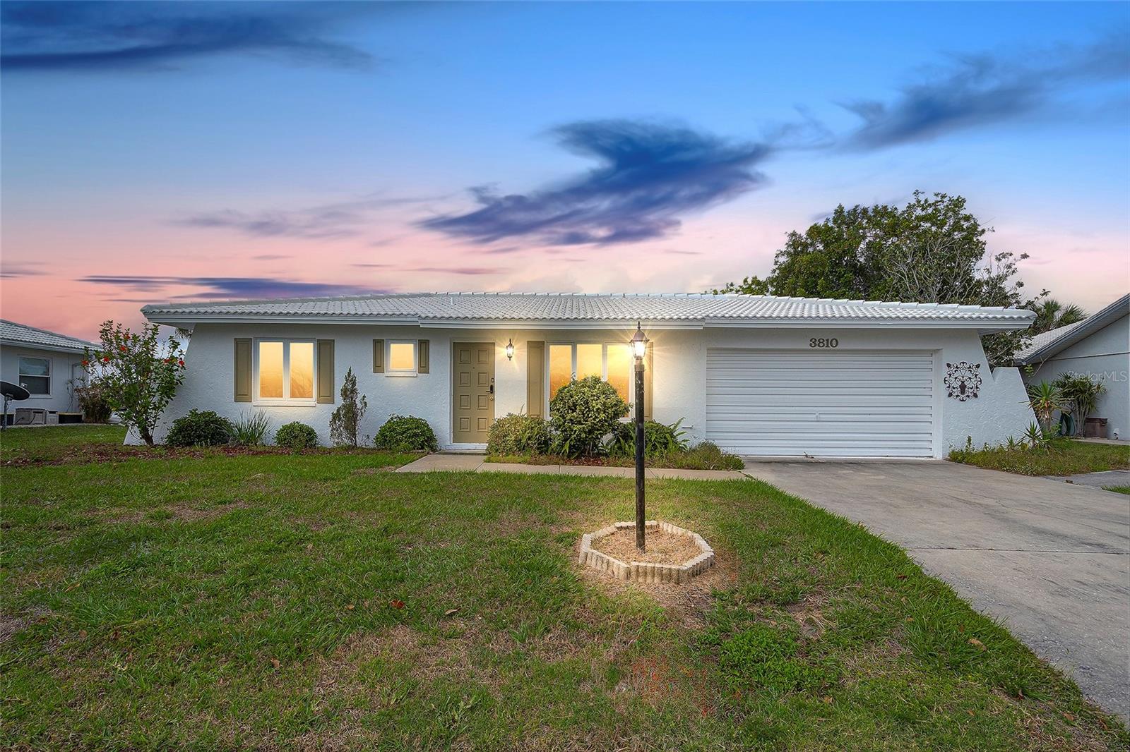 RIVER ISLES - Residential