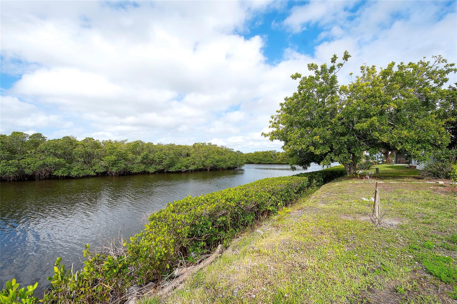 RIVER ISLES - Residential