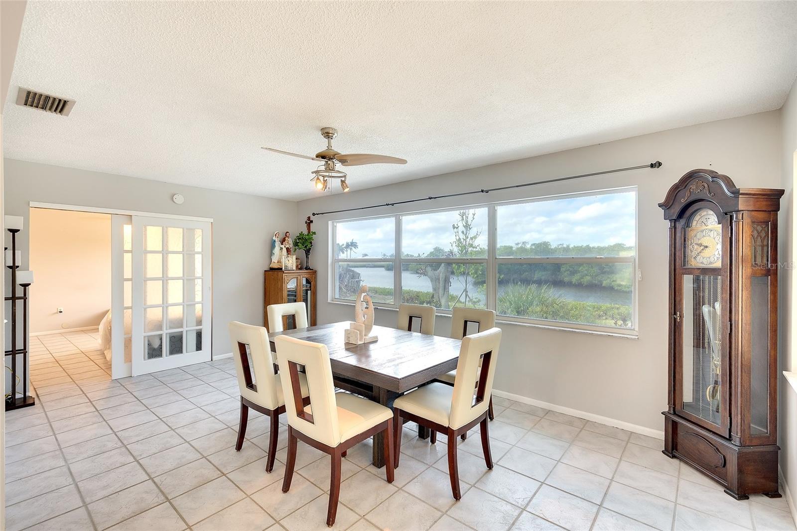 RIVER ISLES - Residential