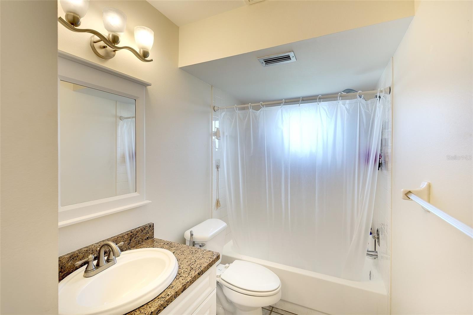 RIVER ISLES - Residential