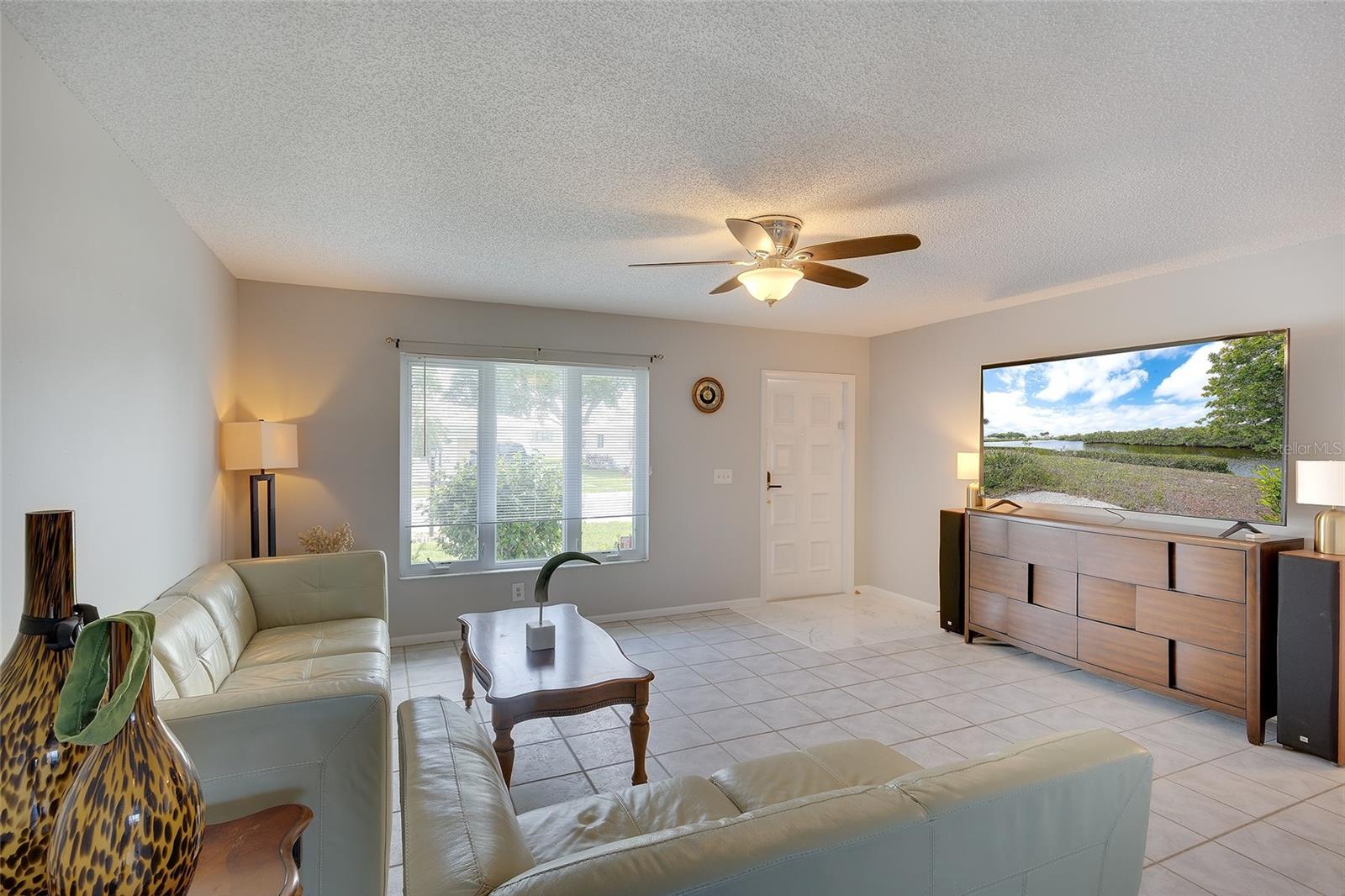 RIVER ISLES - Residential