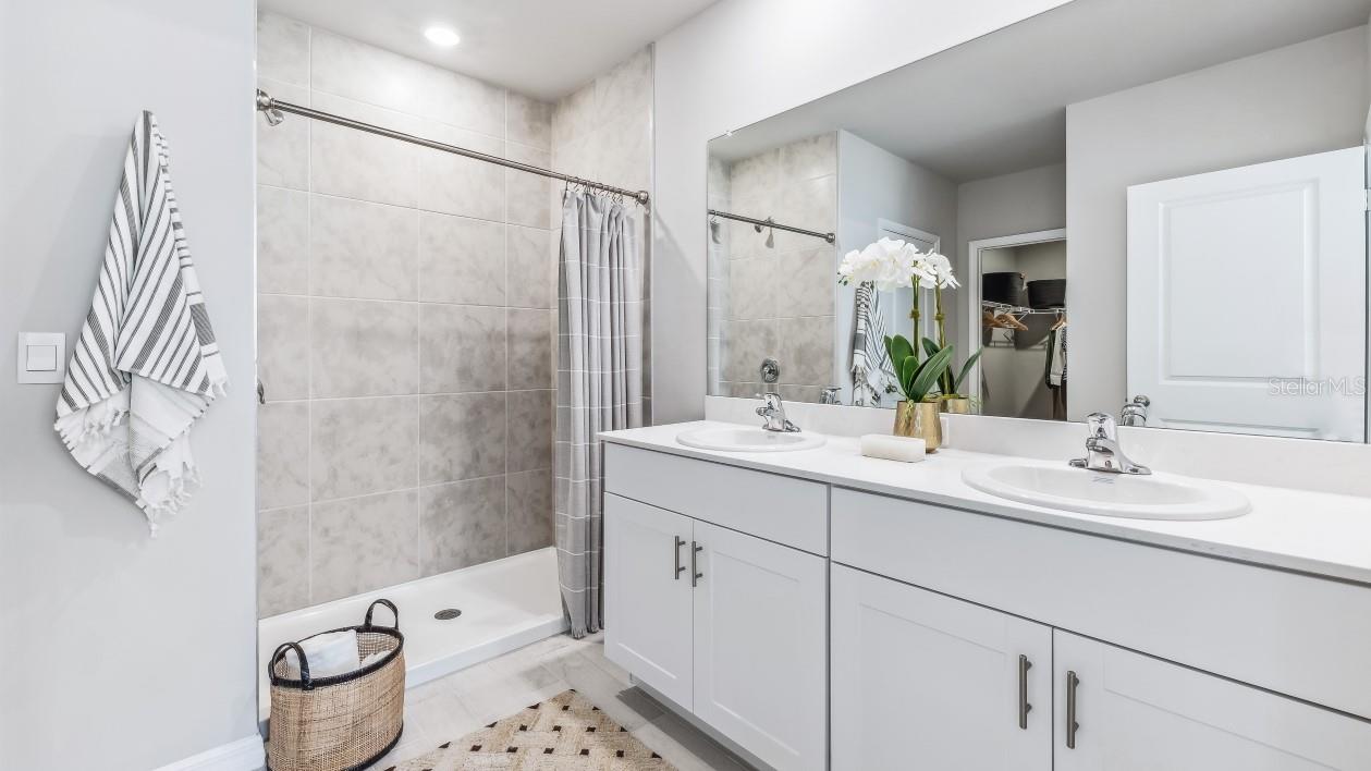 CORAL LAKES - CORAL CREEK - Residential