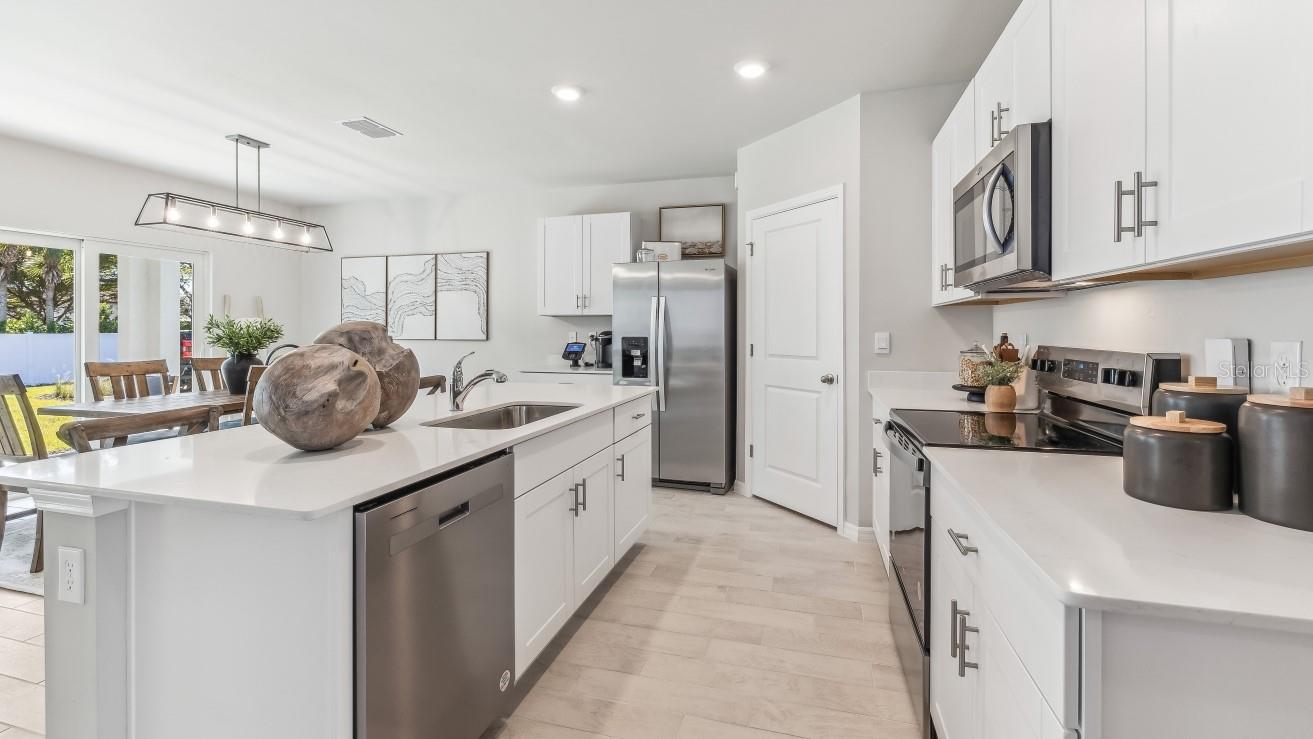 CORAL LAKES - CORAL CREEK - Residential