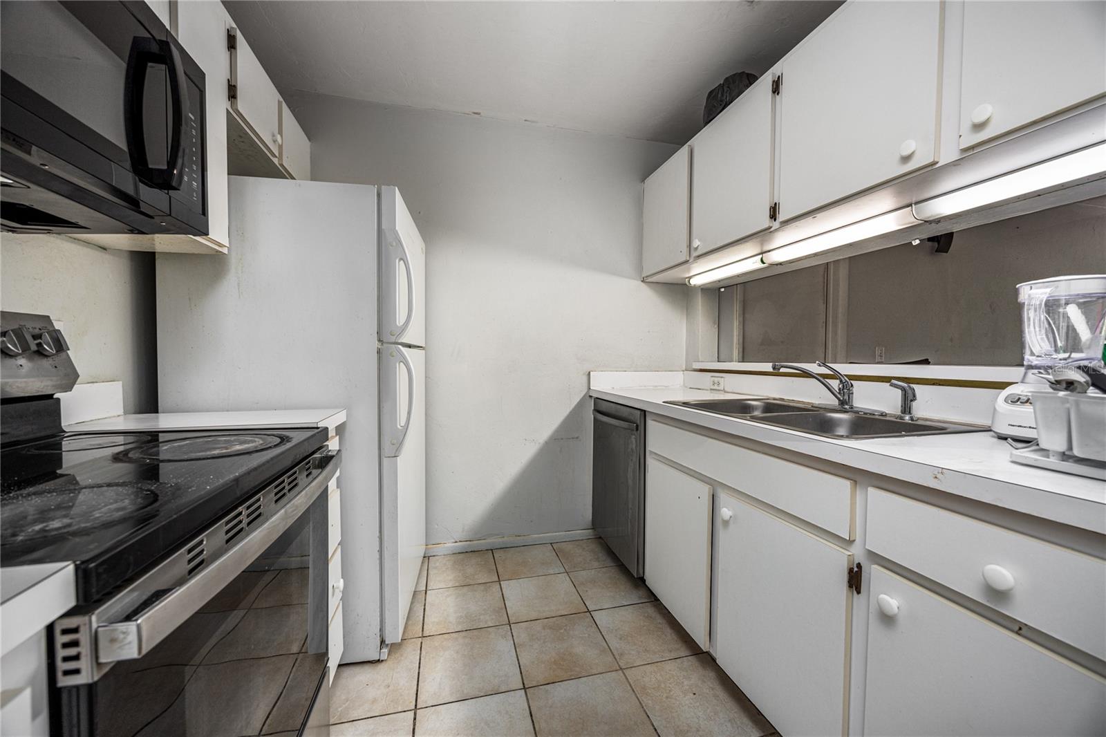 4000 SW 23RD STREET 1305