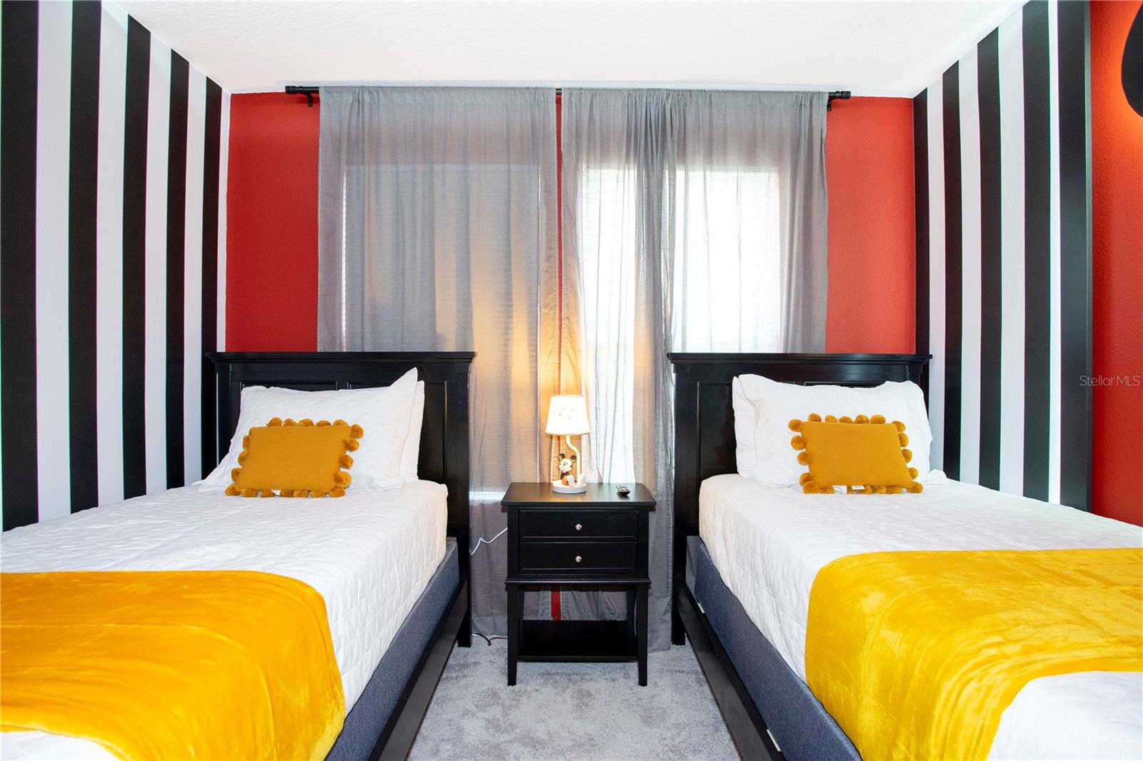 COMPASS BAY UNIT 3 - Residential Lease