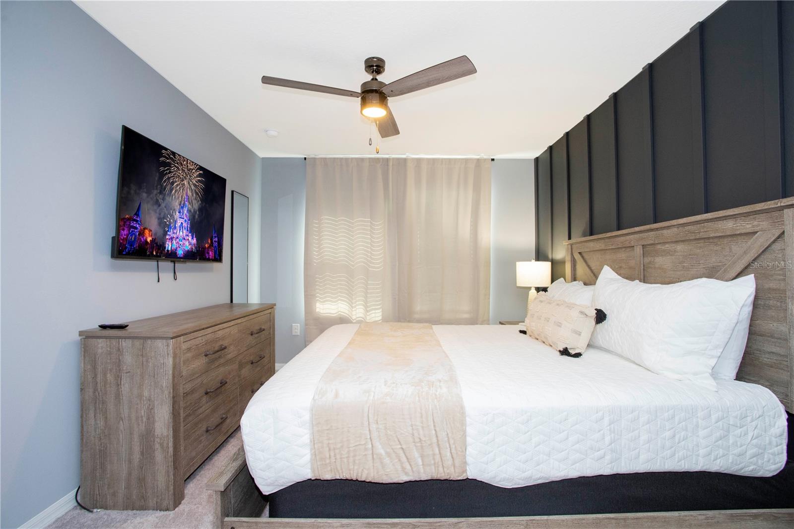 COMPASS BAY UNIT 3 - Residential Lease