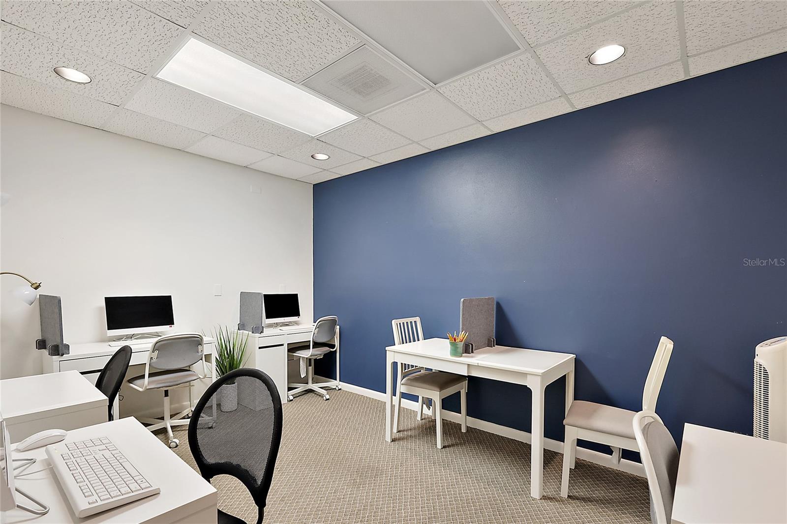 CLERMONT - Commercial Sale