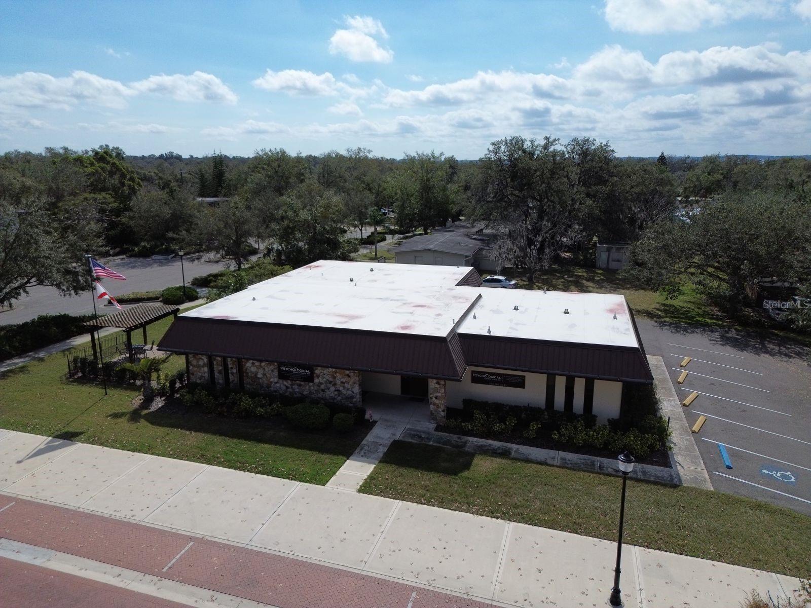 CLERMONT - Commercial Sale