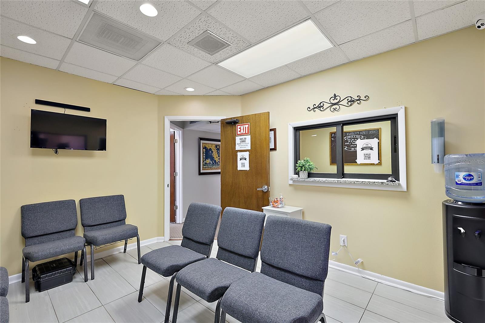 CLERMONT - Commercial Sale