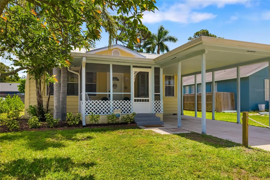 Photo of 1603 17th Street W, Bradenton, FL 34205 (MLS # A4658616)