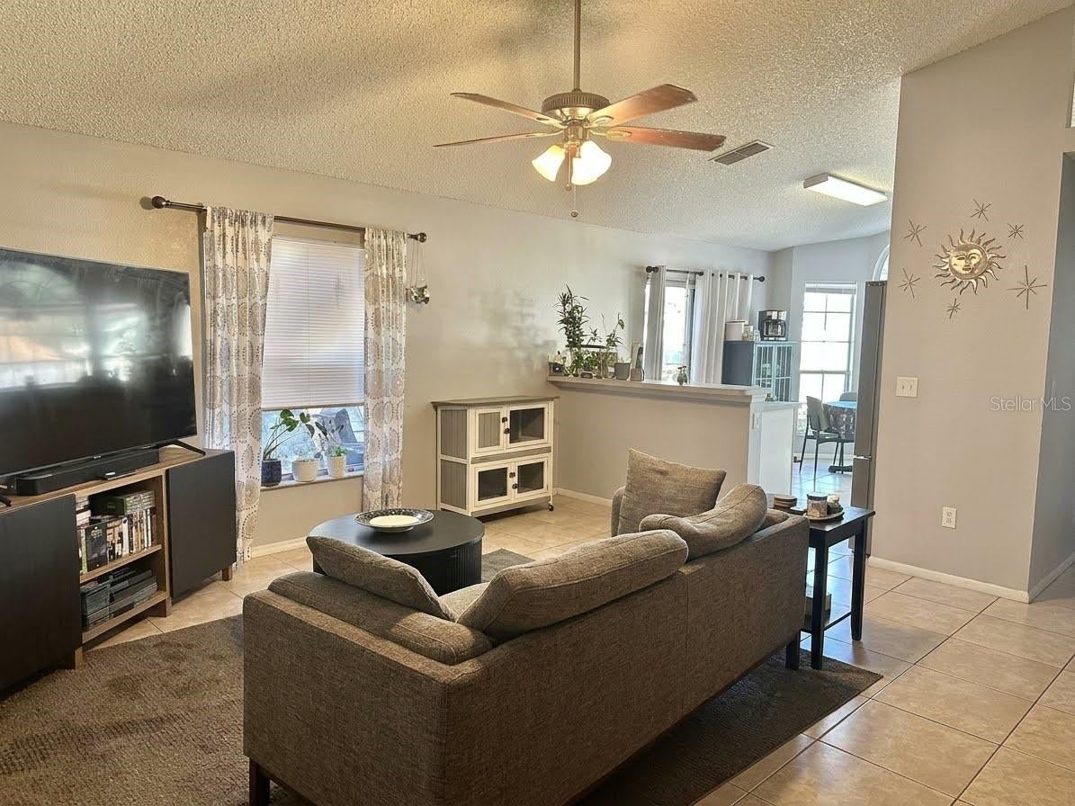 989 HAMLET COURT