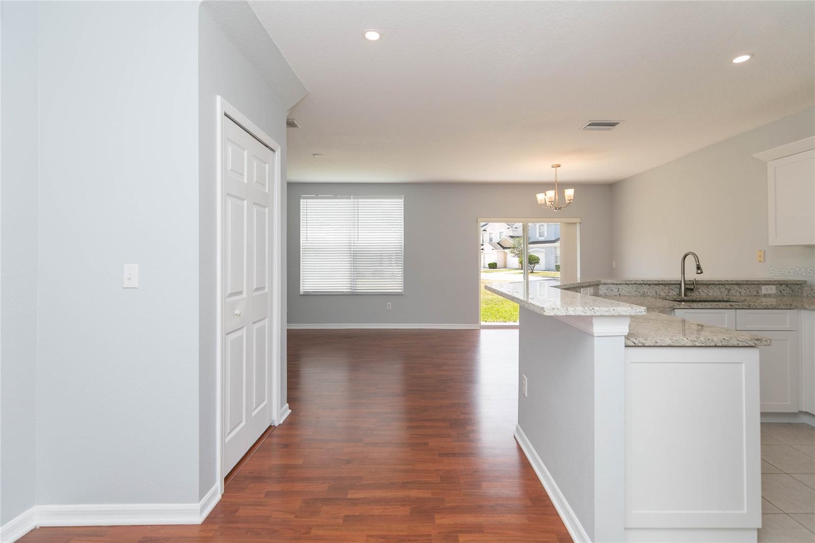 6407 BARKSDALE WAY