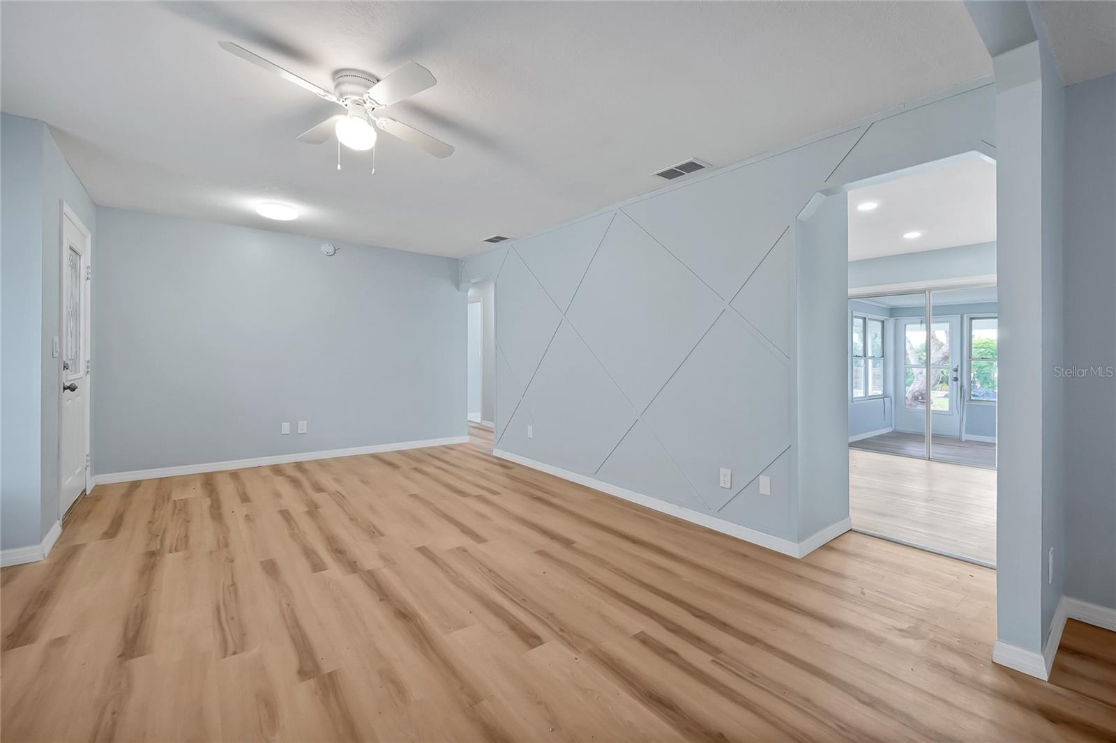 HARTRIDGE MANOR - Residential