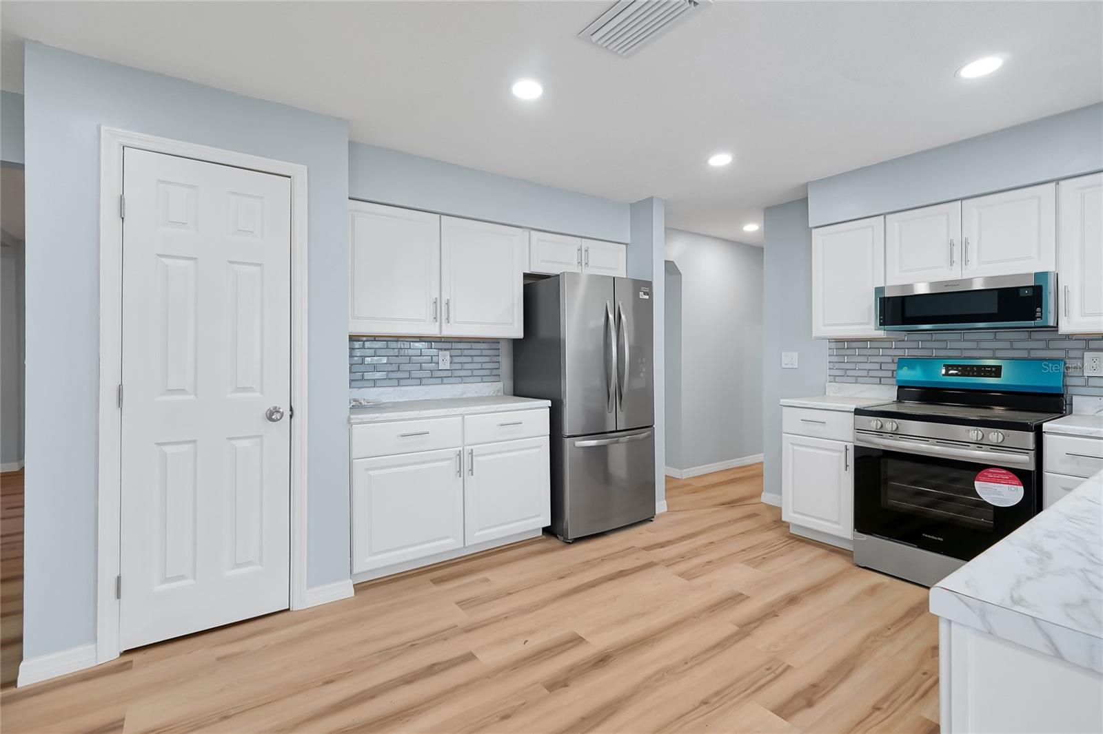 HARTRIDGE MANOR - Residential