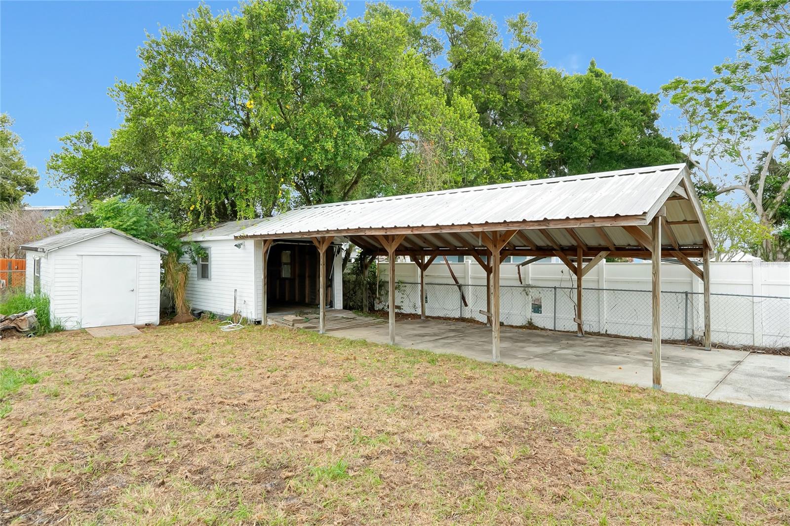 HARTRIDGE MANOR - Residential