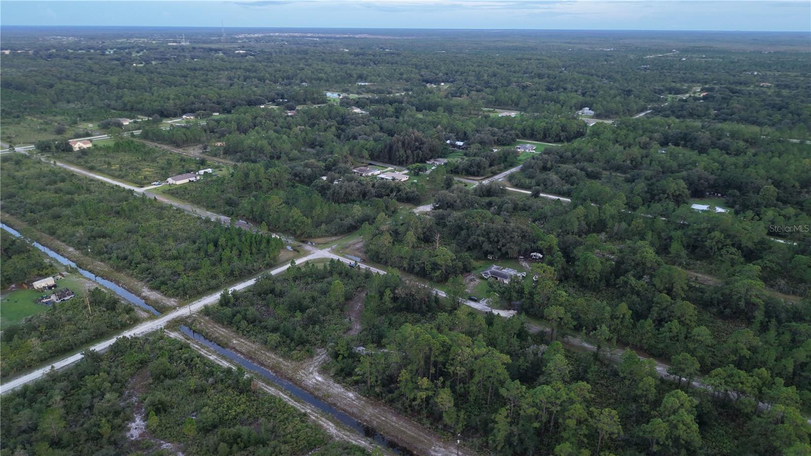 MAGNOLIA DR