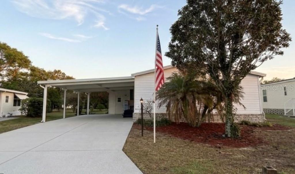 Photo of 5320 Laurel Oak Drive, Winter Haven, FL 33880 (MLS # P4938371)