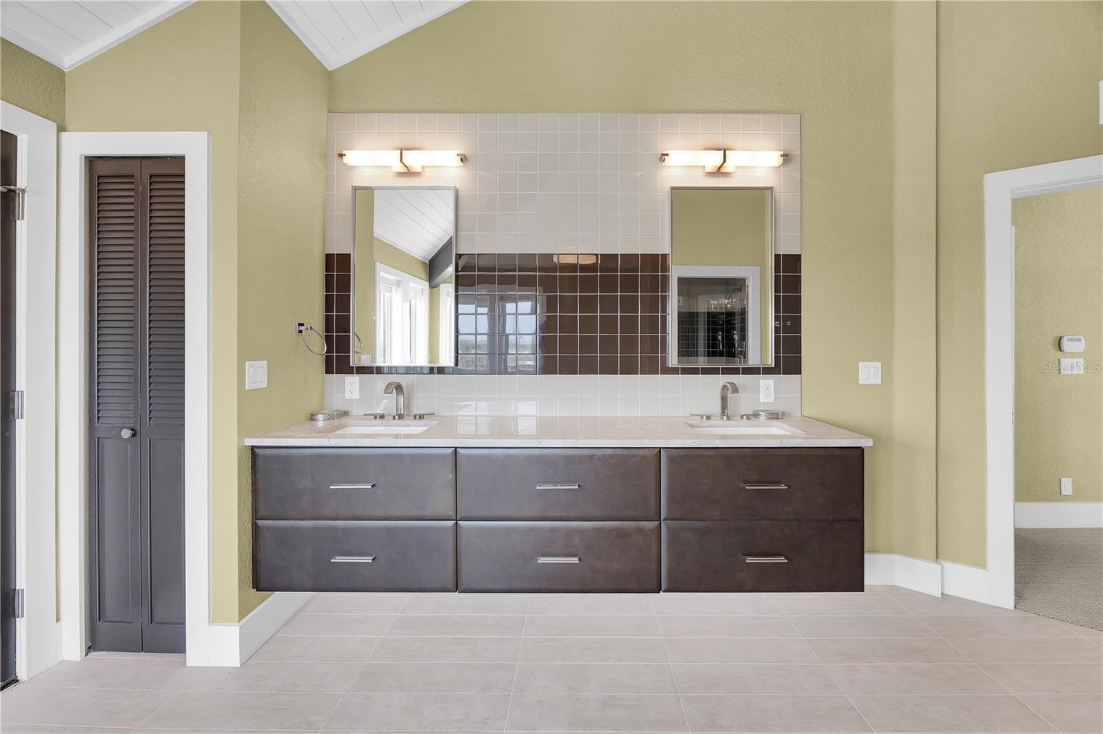 SUMMERHAVEN - Residential
