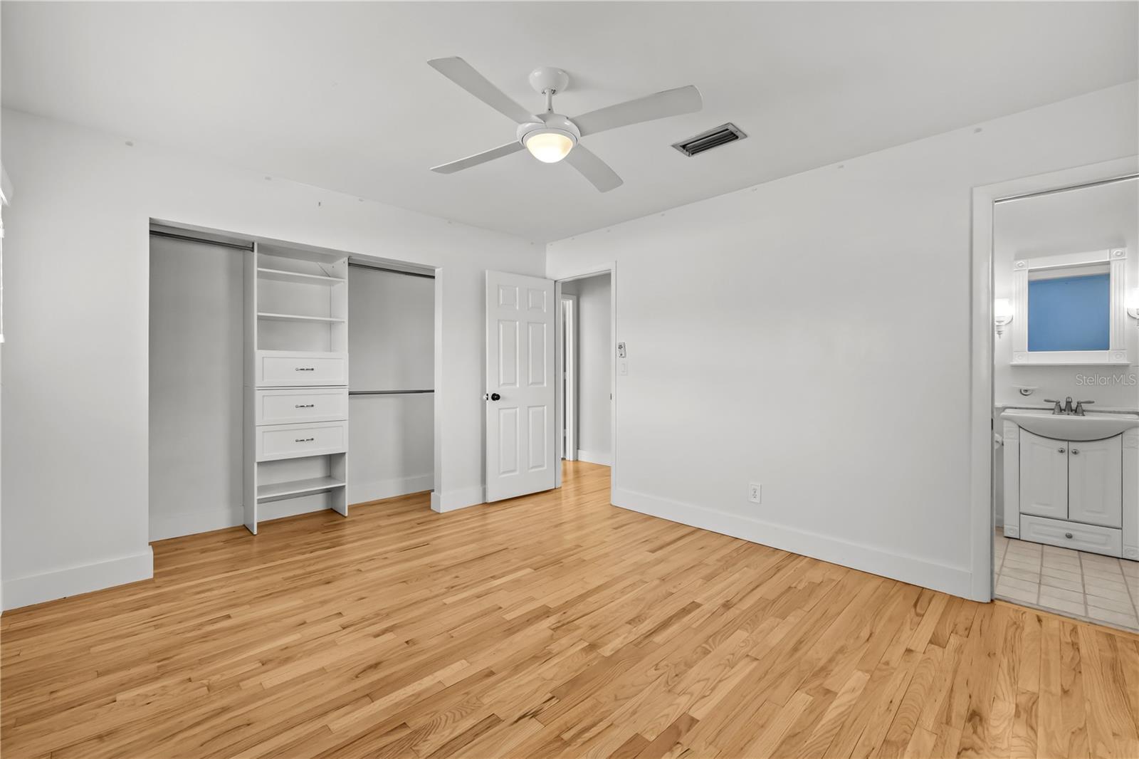 WINSTON PARK - Residential