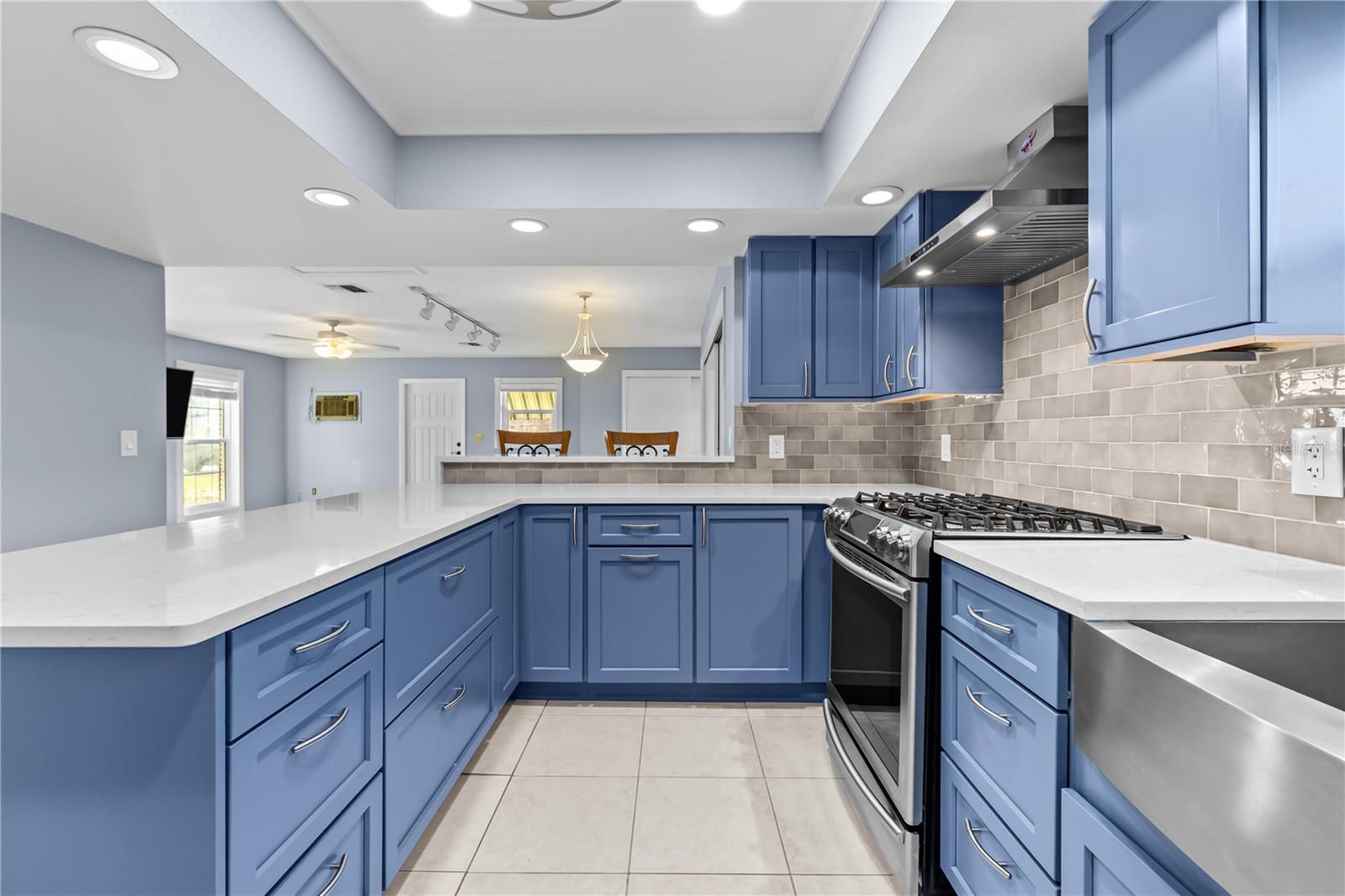 WINSTON PARK - Residential