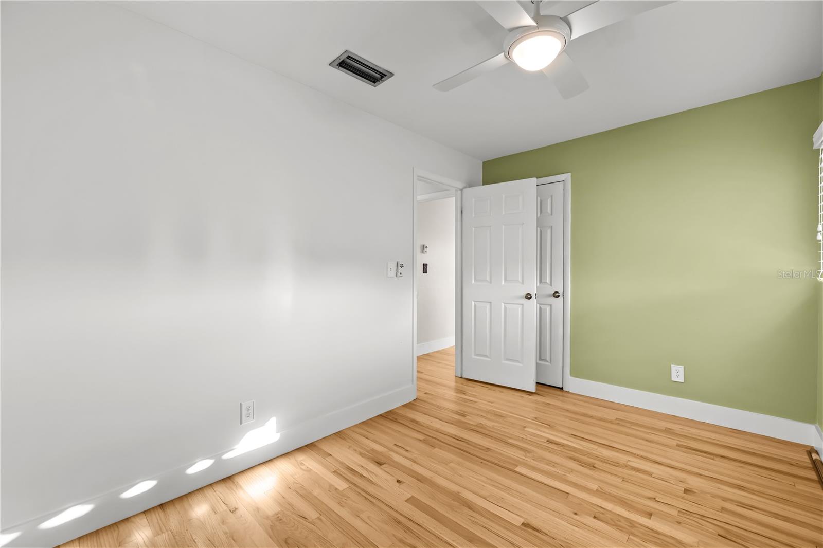 WINSTON PARK - Residential