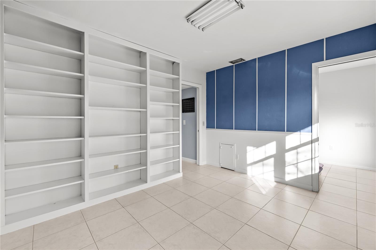 WINSTON PARK - Residential