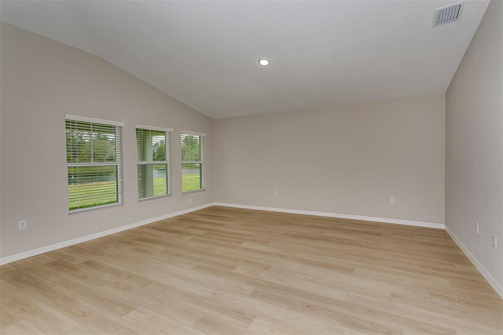 SCENIC TERRACE - Residential