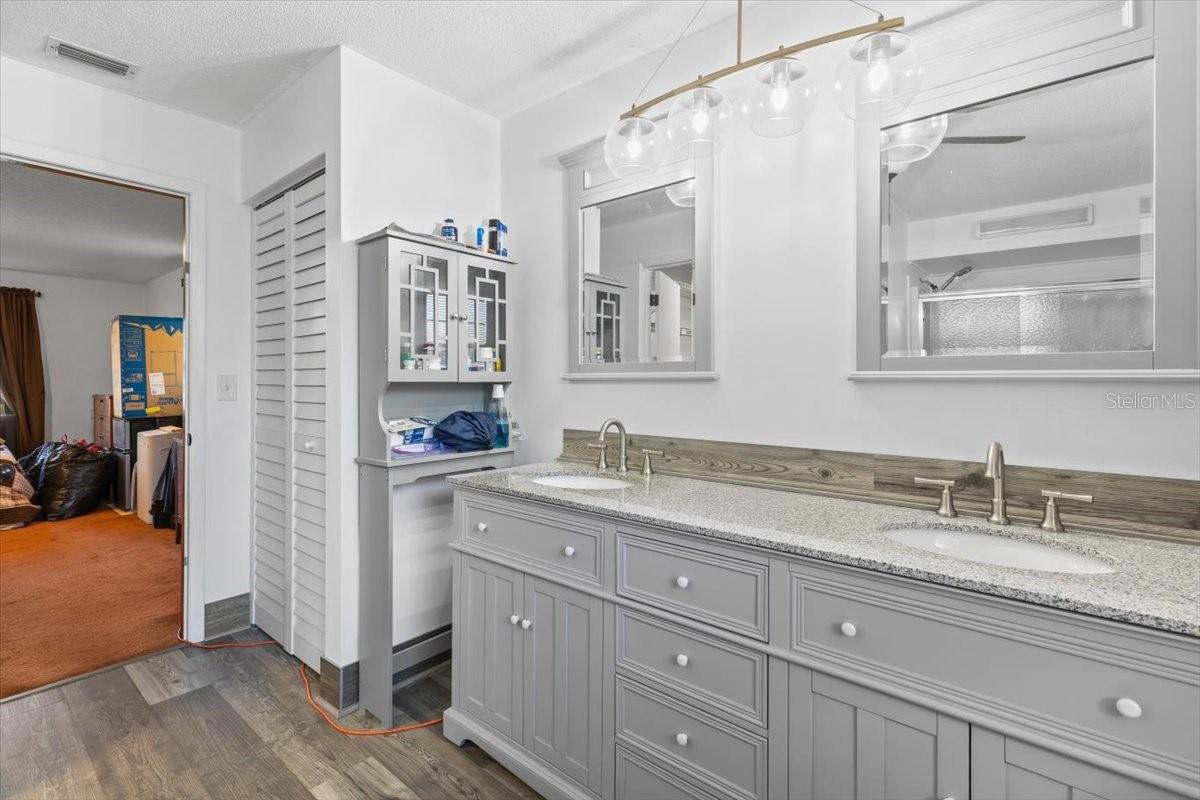 DEEP FOREST VILLAGE - Residential