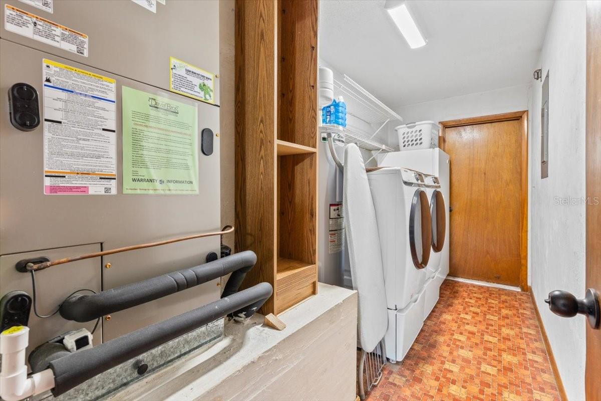 DEEP FOREST VILLAGE - Residential