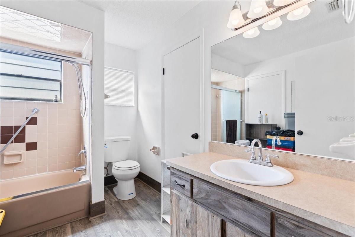 DEEP FOREST VILLAGE - Residential