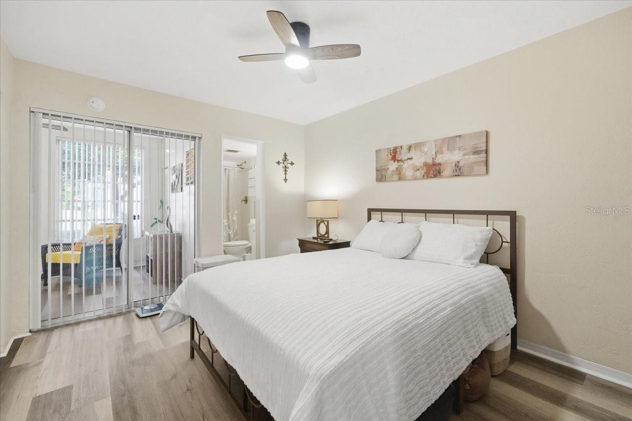 CLEARVIEW OAKS PARADISE - Residential