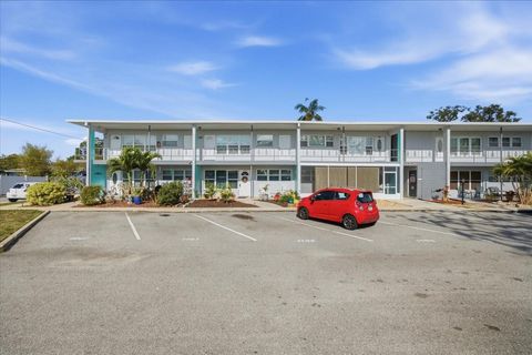 5861 42ND TERRACE N 1608 KENNETH CITY FL 33709